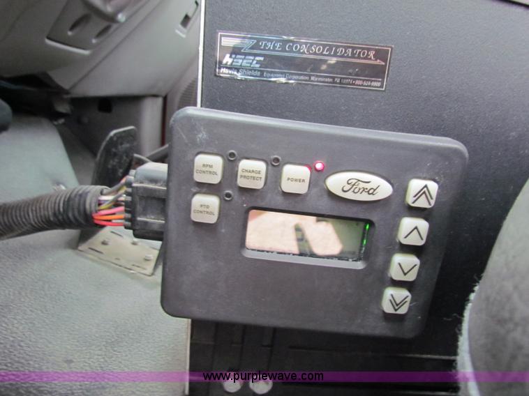 image for item A2776 2000 Ford F550 Super Duty pickup truck