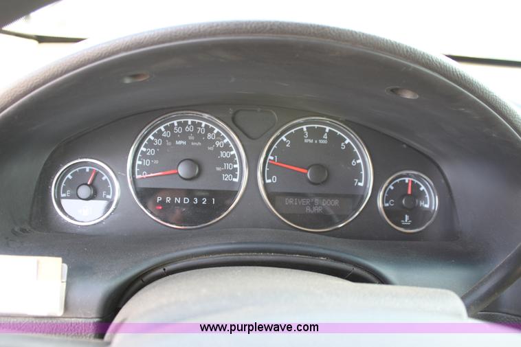 image for item A2778 2005 Chevrolet Uplander mini van