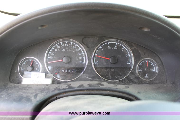 image for item A2779 2005 Chevrolet Uplander mini van