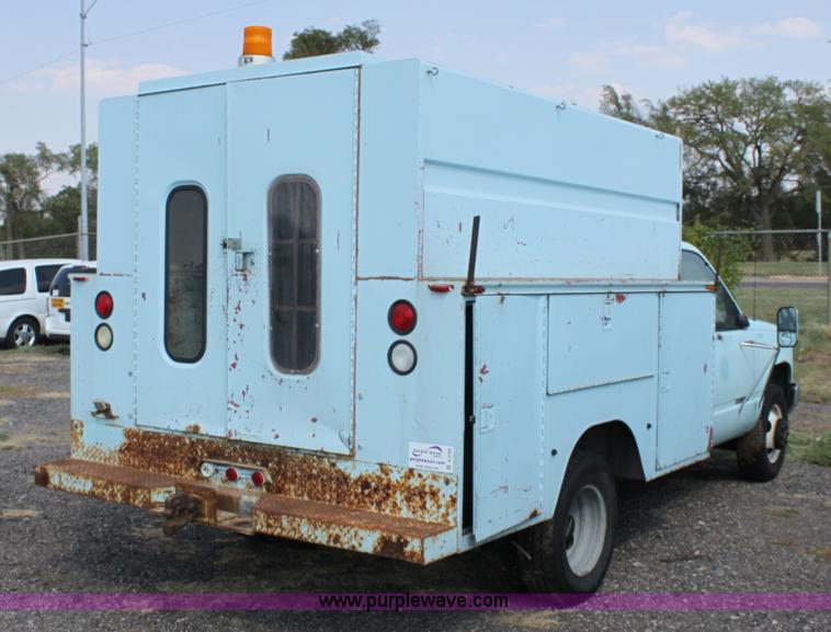 image for item A2782 1993 Chevrolet Cheyenne 3500 pickup truck