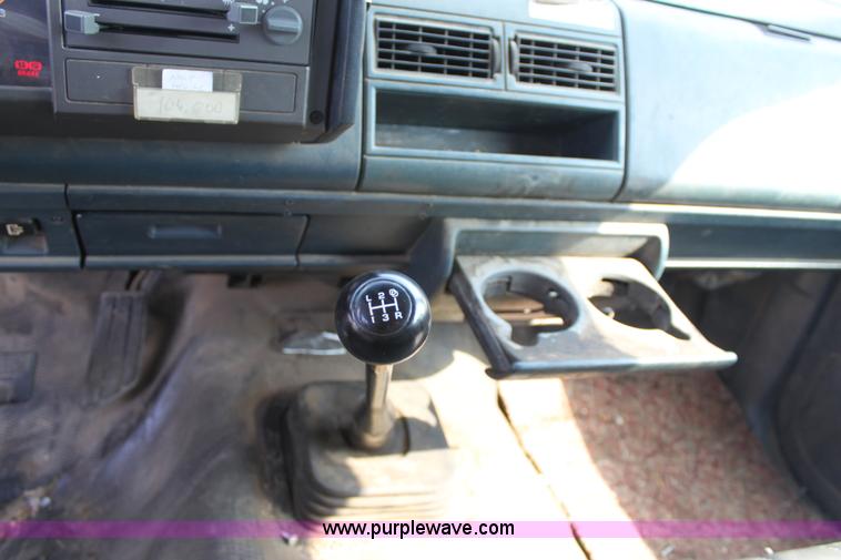 image for item A2782 1993 Chevrolet Cheyenne 3500 pickup truck