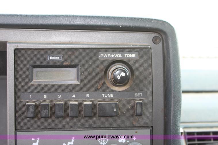 image for item A2782 1993 Chevrolet Cheyenne 3500 pickup truck