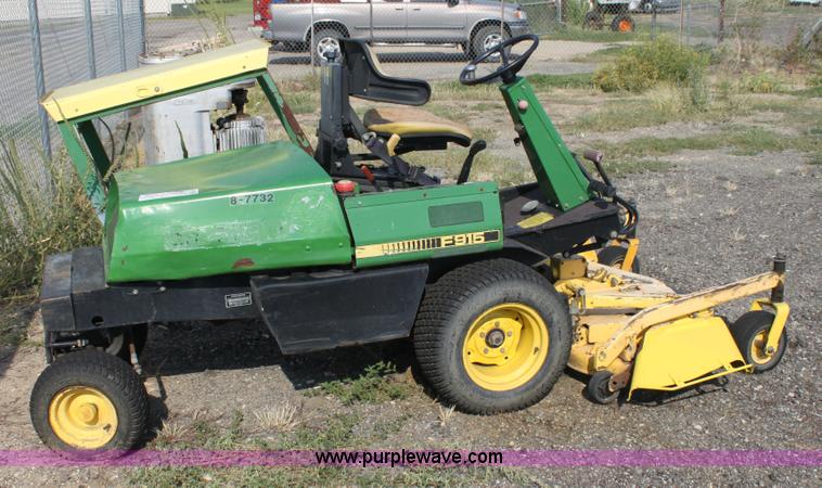 image for item A2787 John Deere riding lawn mower