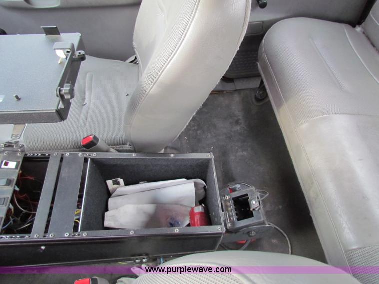 image for item A2791 2000 Ford F550 Super Duty pickup truck