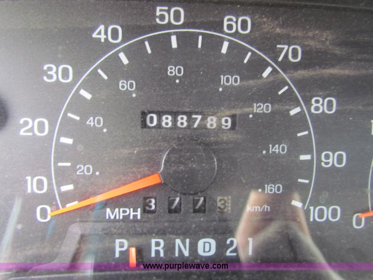 image for item A2791 2000 Ford F550 Super Duty pickup truck