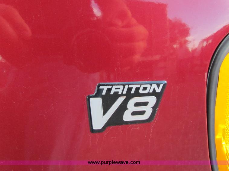 image for item A2793 1999 Ford E350 XL Super Duty van