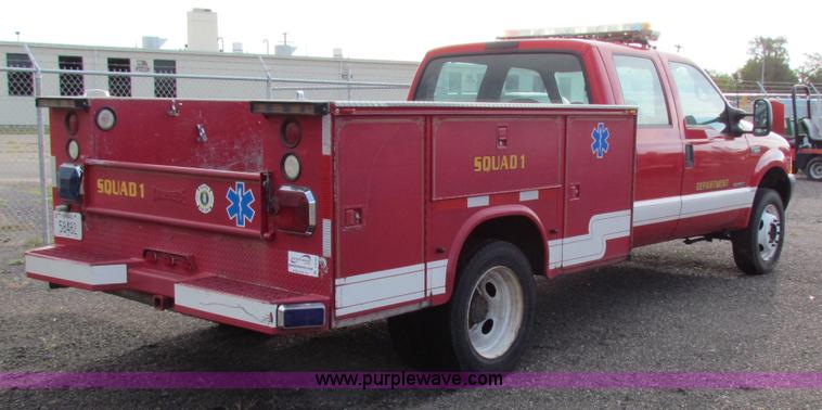 image for item A2794 2002 Ford F550 Super Duty crew cab pickup truck