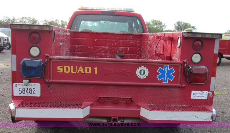 image for item A2794 2002 Ford F550 Super Duty crew cab pickup truck