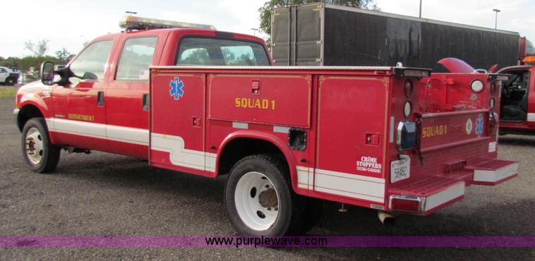 image for item A2794 2002 Ford F550 Super Duty crew cab pickup truck