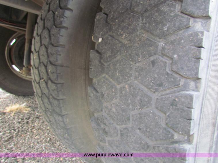 image for item A3533 2001 Freightliner MT55 walk-in van