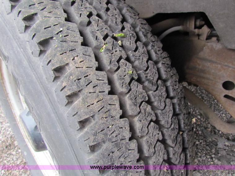 image for item A3534 1999 Chevrolet C2500 suburban