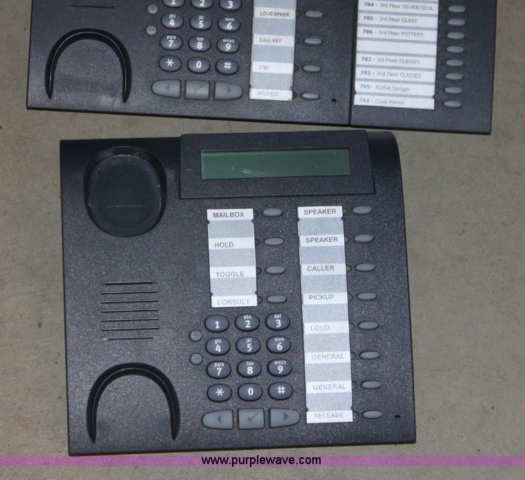 image for item F9842 Siemens IP telephone system with integrated voice mail