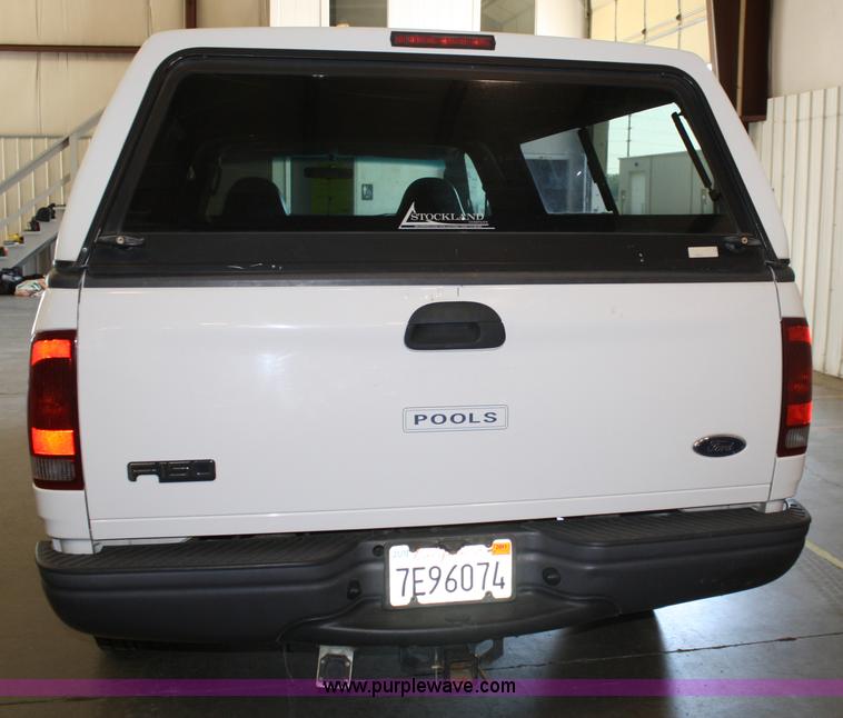 image for item A2273 2003 Ford F150 pickup truck