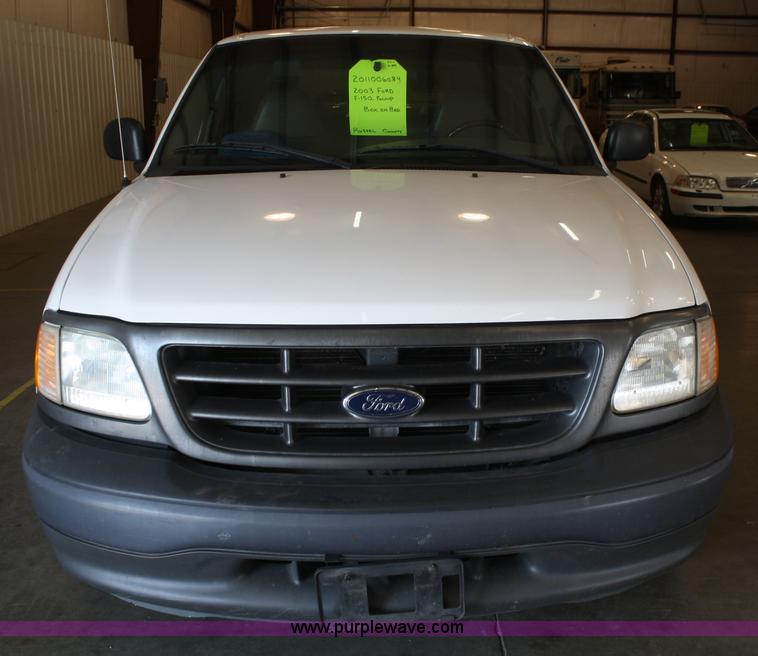 image for item A2273 2003 Ford F150 pickup truck