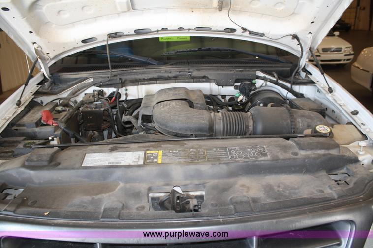 image for item A2273 2003 Ford F150 pickup truck