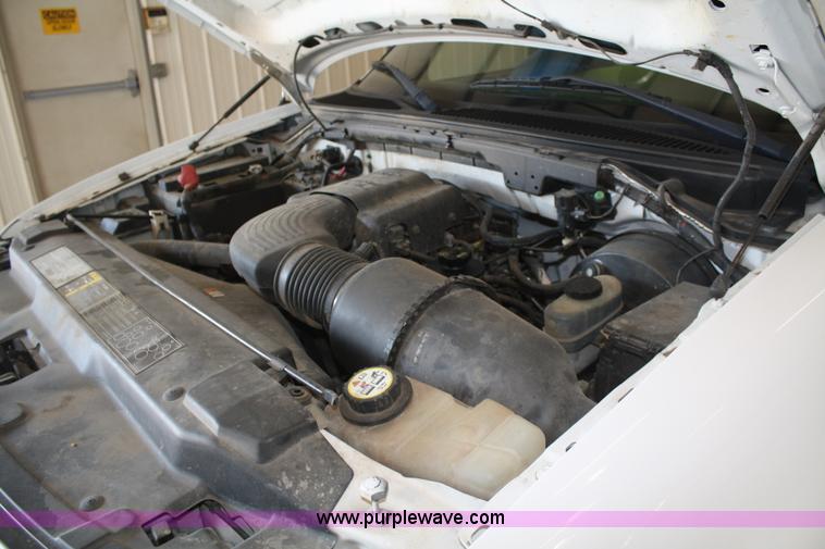 image for item A2273 2003 Ford F150 pickup truck