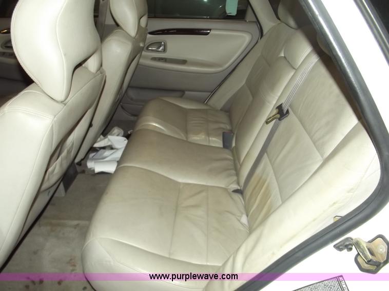 image for item A2275 2002 Volvo S40