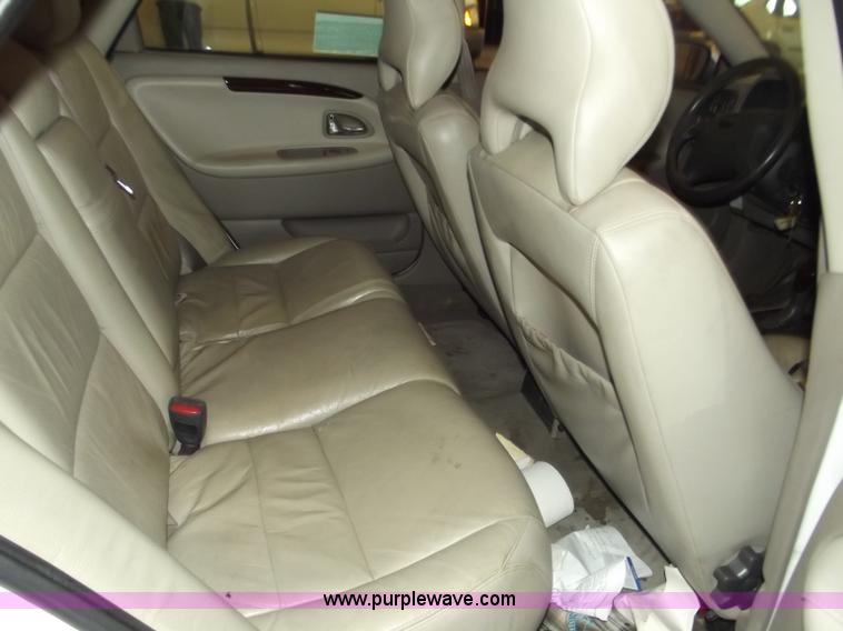 image for item A2275 2002 Volvo S40