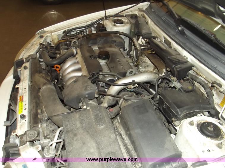 image for item A2275 2002 Volvo S40