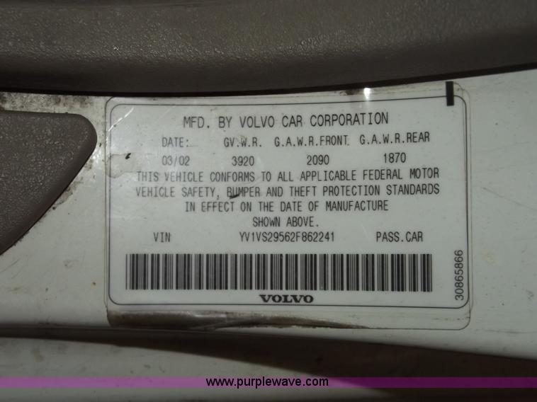 image for item A2275 2002 Volvo S40