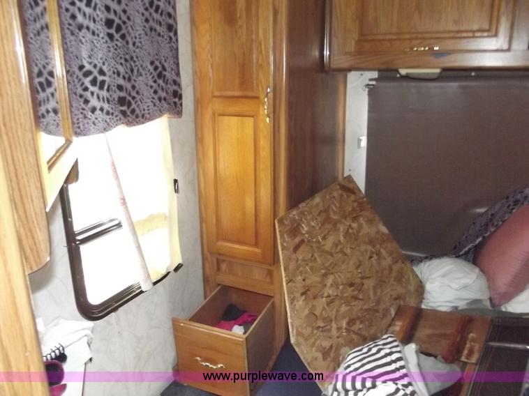 image for item A2280 1997 Ford E350 Shasta motor home