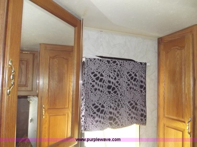 image for item A2280 1997 Ford E350 Shasta motor home