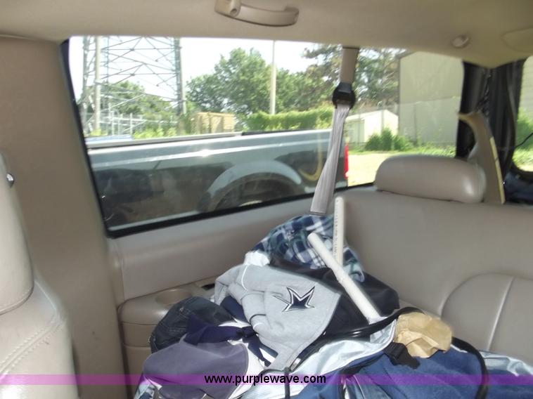 image for item A2281 1999 Chevrolet Tahoe SUV