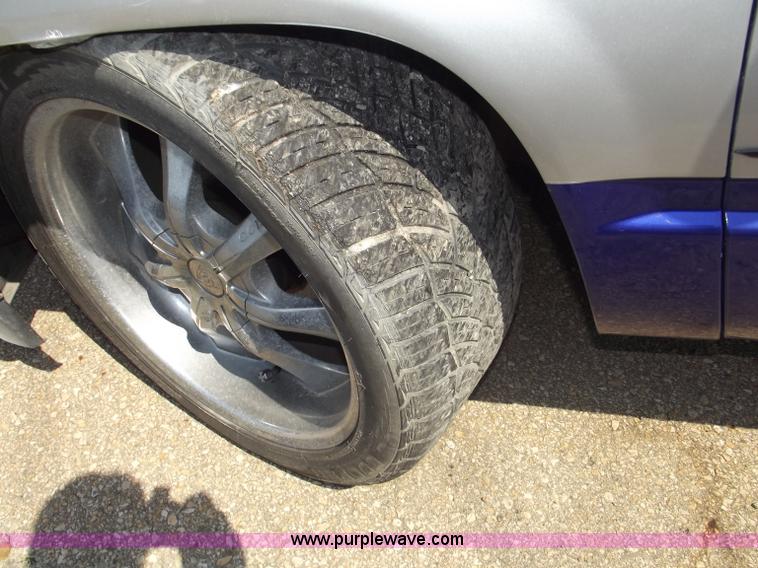 image for item A2281 1999 Chevrolet Tahoe SUV