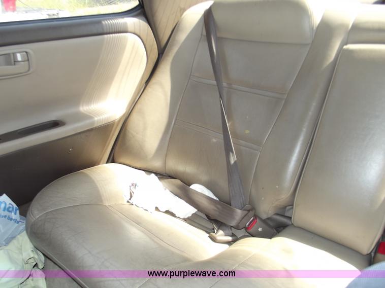 image for item A2282 1995 Lexus ES300