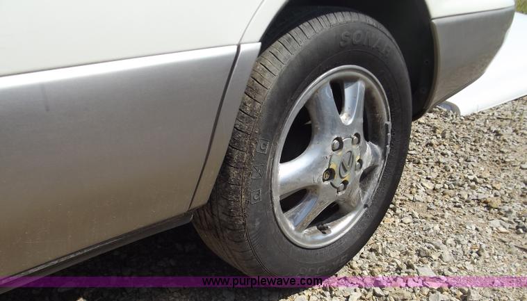 image for item A2282 1995 Lexus ES300