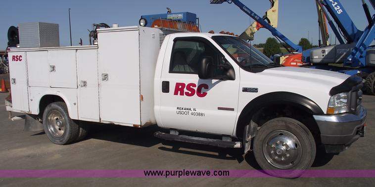 image for item A4015 2003 Ford F550 XL Super Duty service pickup truck