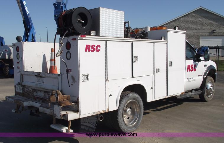 image for item A4015 2003 Ford F550 XL Super Duty service pickup truck