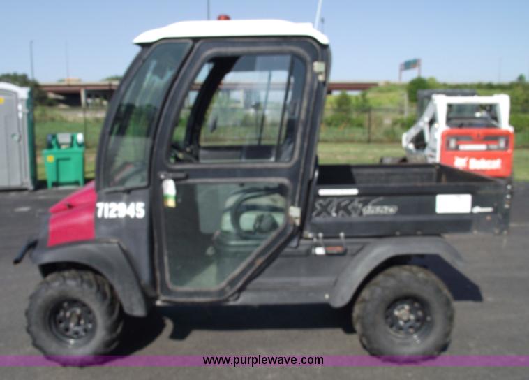 image for item A4016 Club Car XRT1550 utility vehicle