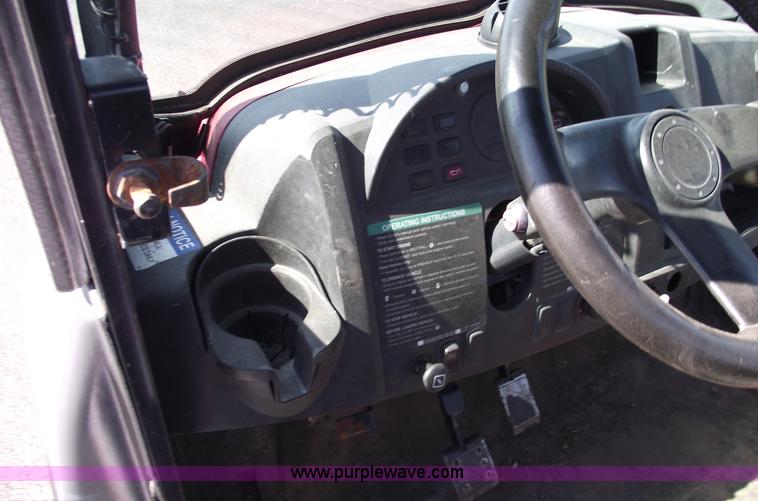 image for item A4016 Club Car XRT1550 utility vehicle