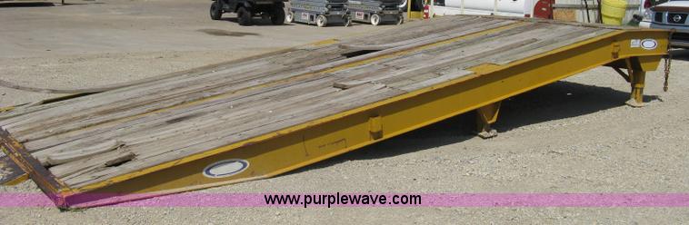 image for item A4321 2000 Ledwell LW25RMP portable loading ramp