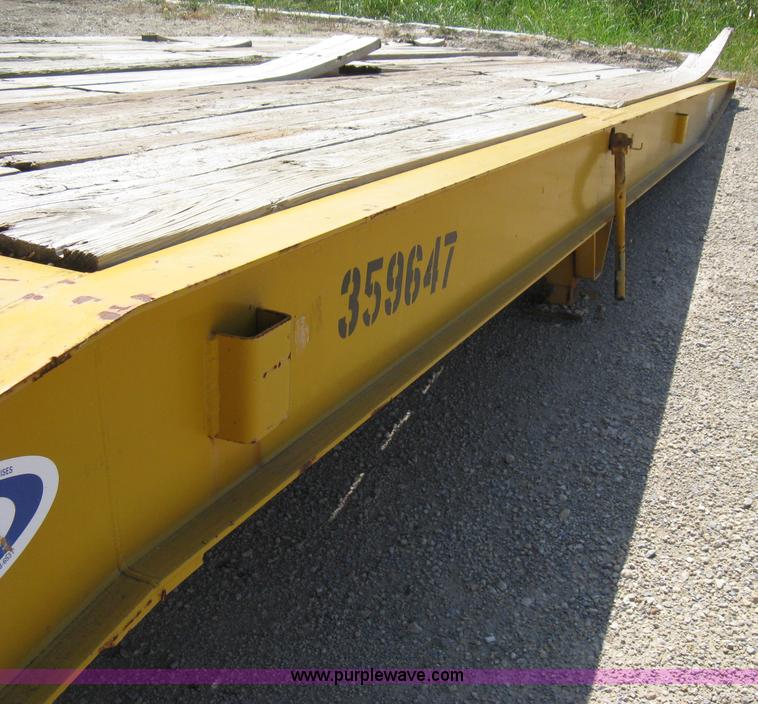 image for item A4321 2000 Ledwell LW25RMP portable loading ramp