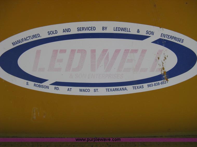 image for item A4321 2000 Ledwell LW25RMP portable loading ramp