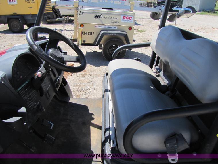 image for item A5047 2007 Club Car XRT1550G utility vehicle