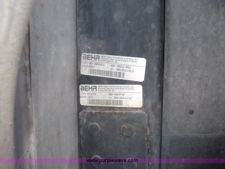 image for item B5001 2005 Freightliner Columbia semi truck