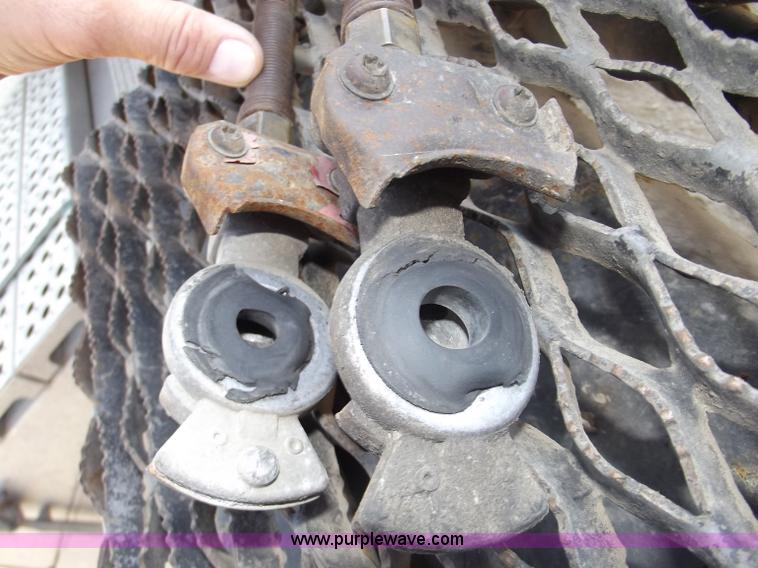 image for item B5001 2005 Freightliner Columbia semi truck