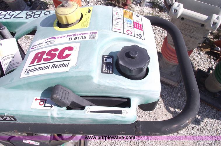 image for item B9135 2007 Wacker BS60-2i tamper