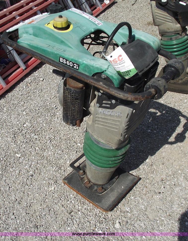 image for item B9136 2007 Wacker BS60-2I tamper