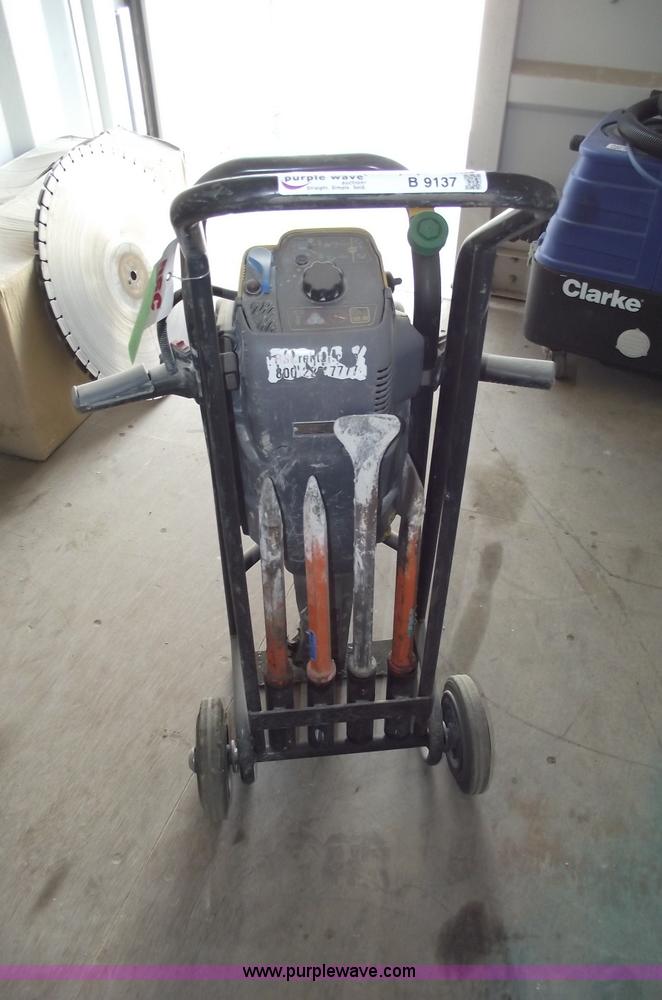 image for item B9137 2006 Atlas Copco gas powered breaker