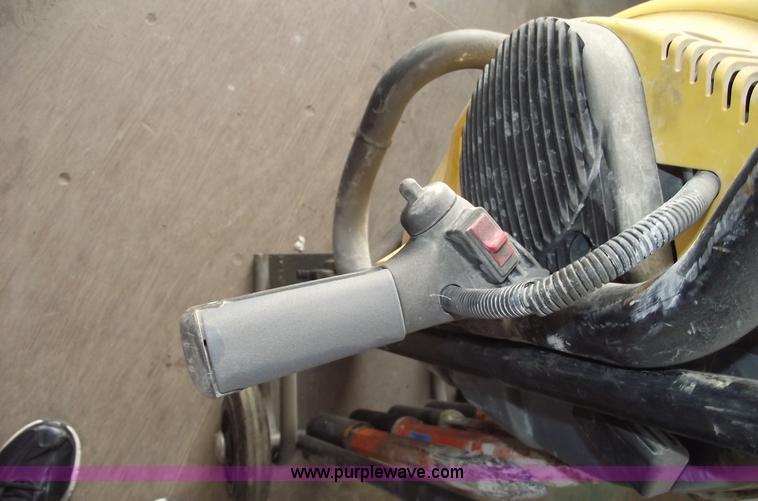 image for item B9137 2006 Atlas Copco gas powered breaker