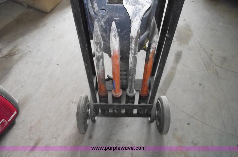 image for item B9137 2006 Atlas Copco gas powered breaker