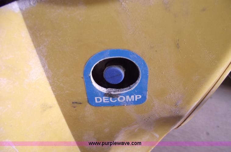 image for item B9137 2006 Atlas Copco gas powered breaker
