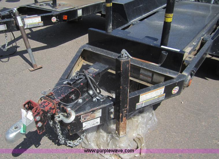 image for item C9825 2005 MSG tandem axle trailer