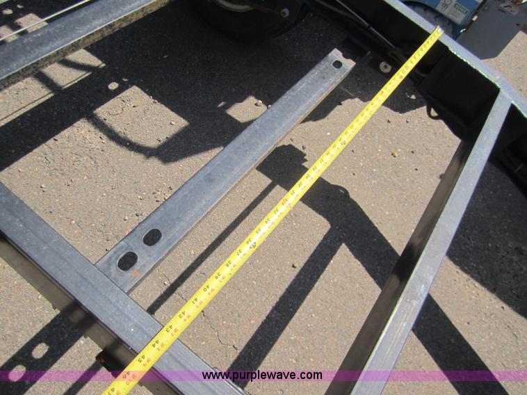 image for item C9826 2006 MQ Power tandem axle trailer
