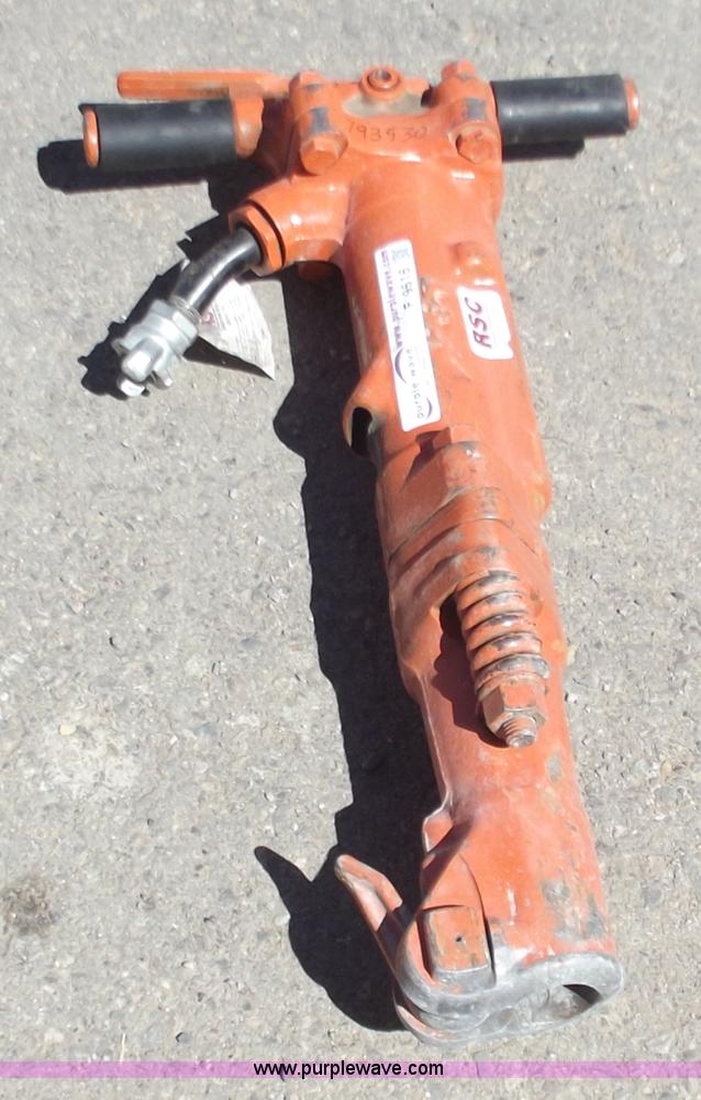 image for item F9516 APT air breaker