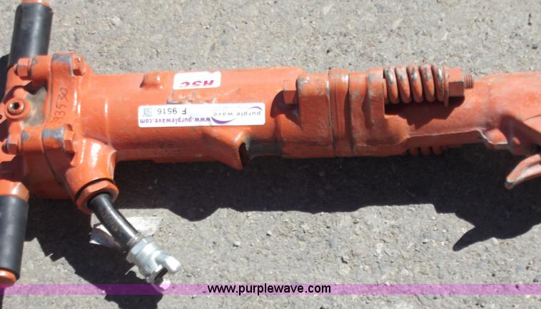 image for item F9516 APT air breaker